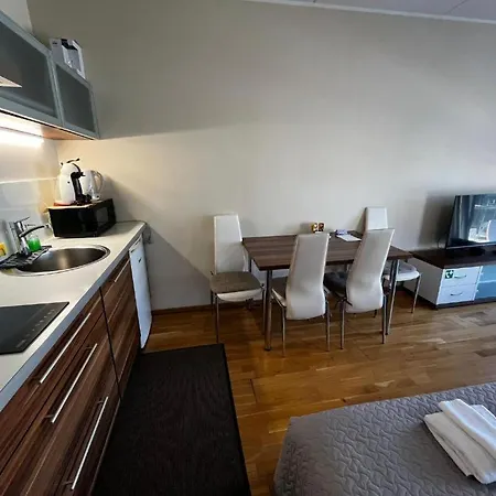 Charming Flat Next To Old Town And Harbor Lägenhet *